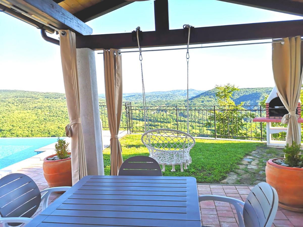 Home Andrea With Infinity Salty Pool Roč المظهر الخارجي الصورة