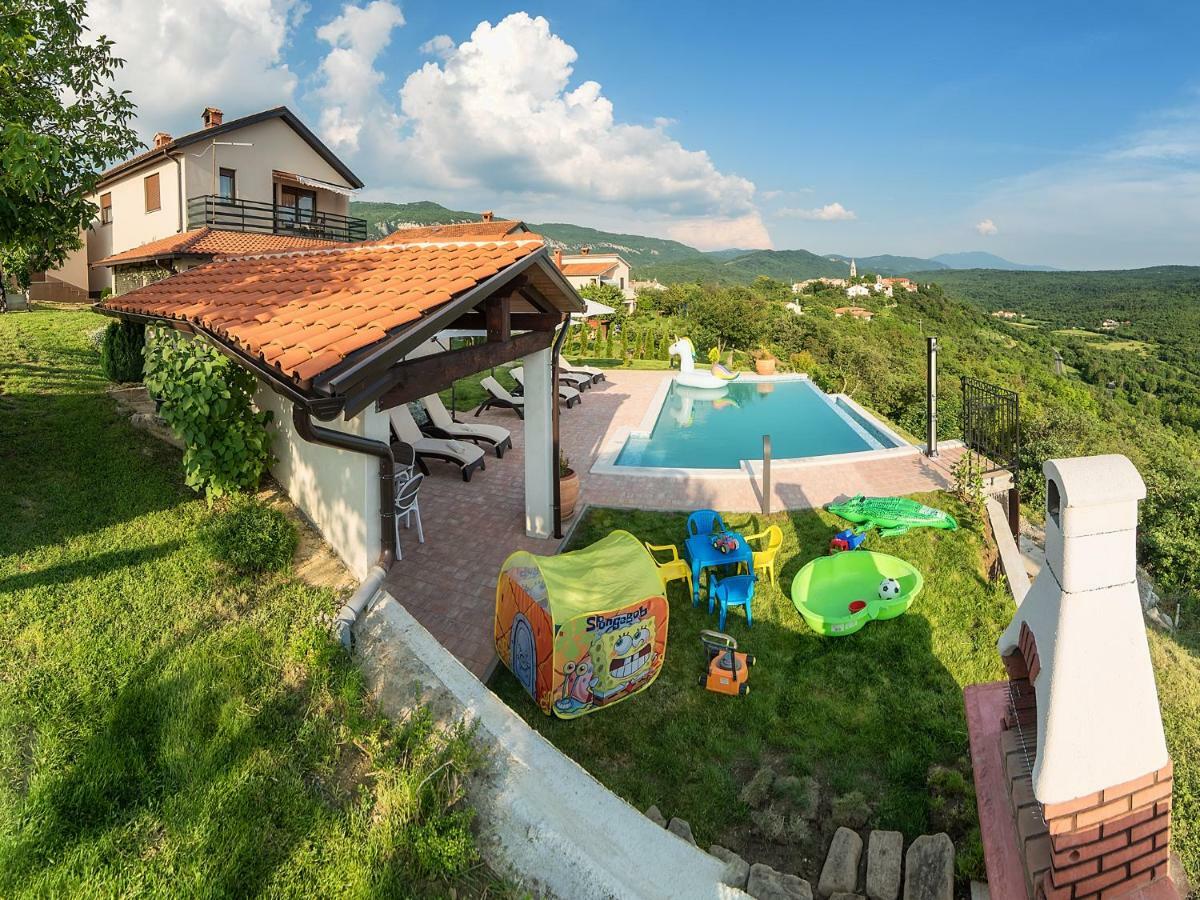 Home Andrea With Infinity Salty Pool Roč المظهر الخارجي الصورة