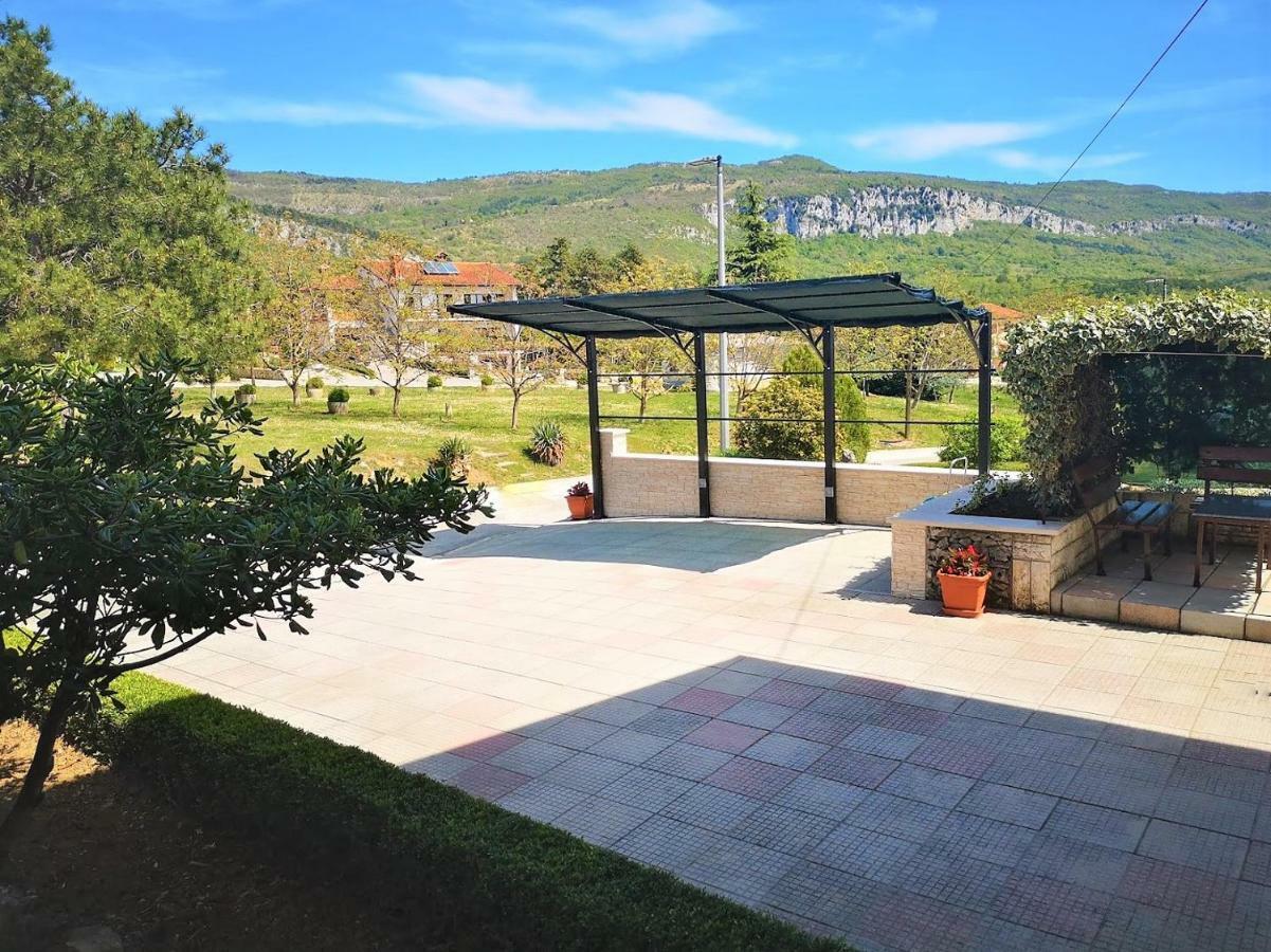 Home Andrea With Infinity Salty Pool Roč المظهر الخارجي الصورة